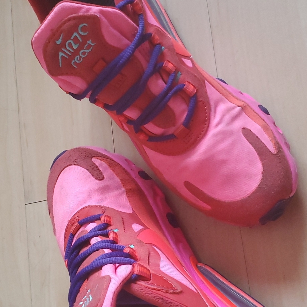 Nike Air Max 270 React